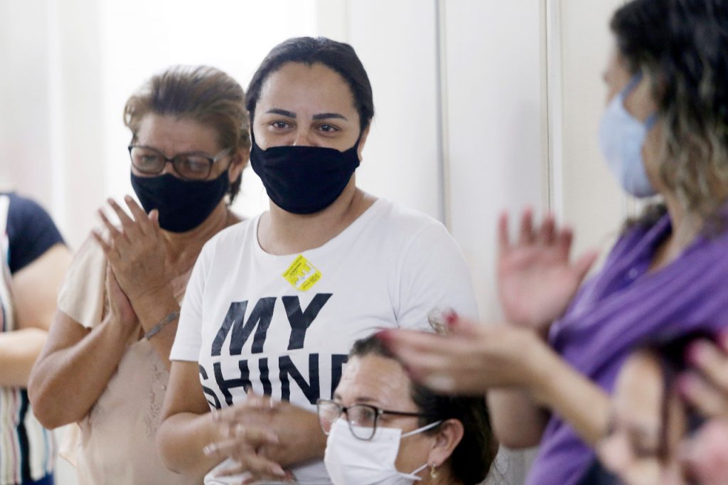 Ivete Bianca na ceia de Natal promovida pela equipe de ortopedia e traumatologia do Hospital de Base